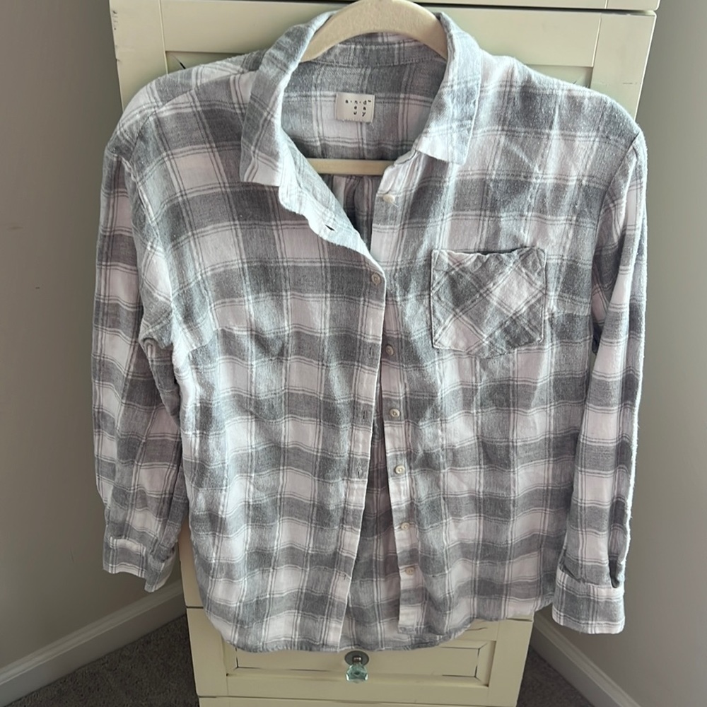 Gray and white plaid flannel. Size M